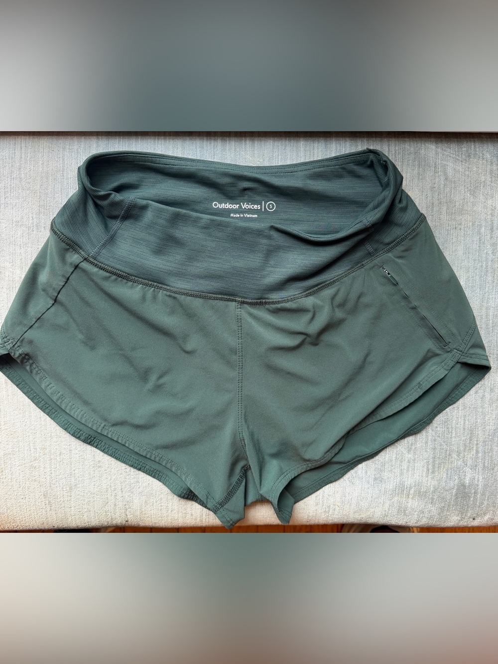 Outdoor Voices - Hudson 2.5 Short - S